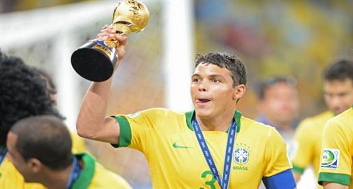 تياجو سيلفا: تيتو فيلانوفا طلب مني اللعب لبرشلونة 